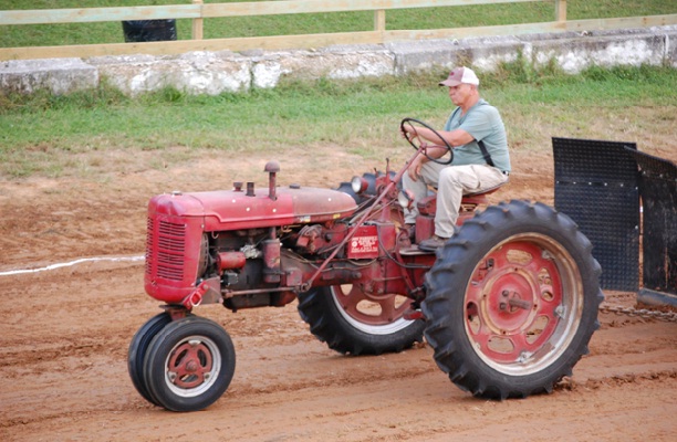 remote control pulling tractor